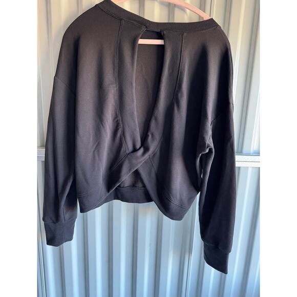 4 for $10 Open Back Yoga Shirt Soft M Oversized - Picture 3 of 5